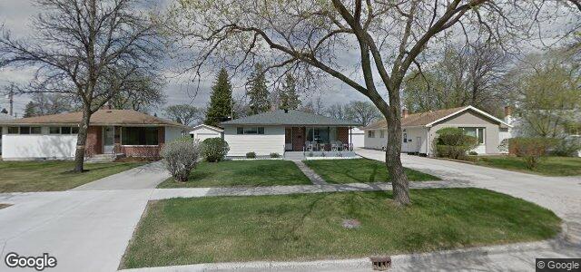Larawan ng 5 Macklin Avenue sa Winnipeg, Manitoba