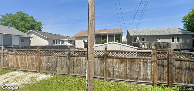 Larawan ng 50 Dahlia Avenue sa Winnipeg, Manitoba