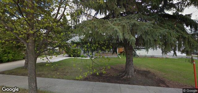 Larawan ng 6 Teakwood Avenue sa Winnipeg, Manitoba