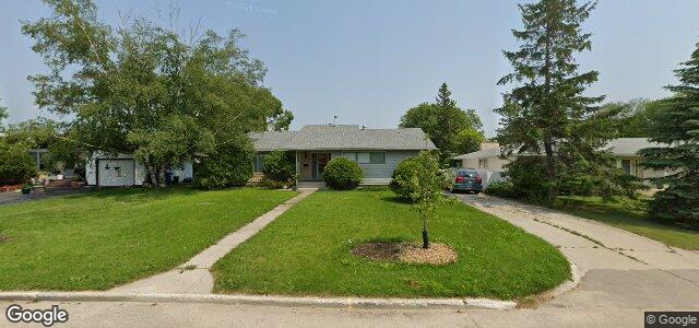 Larawan ng 68 Forest Park Drive sa Winnipeg, Manitoba