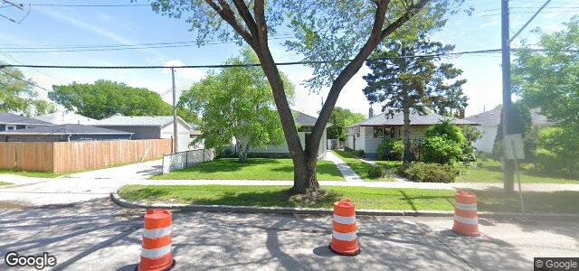 Larawan ng 683 Sinclair Street sa Winnipeg, Manitoba
