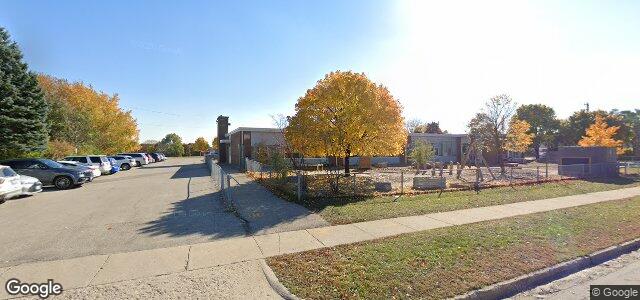 Larawan ng 70 Vanier Drive sa Winnipeg, Manitoba