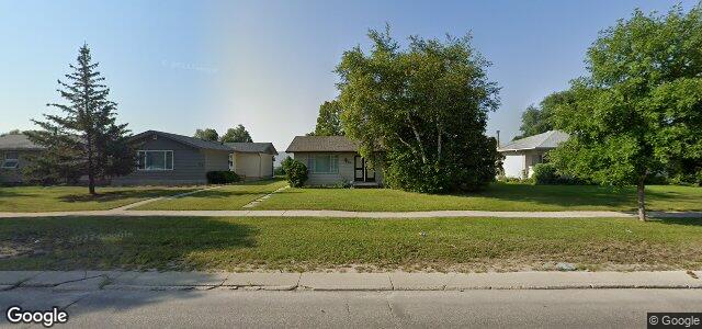 Larawan ng 706 Leila Avenue sa Winnipeg, Manitoba