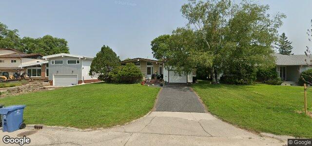 Larawan ng 74 Forest Park Drive sa Winnipeg, Manitoba