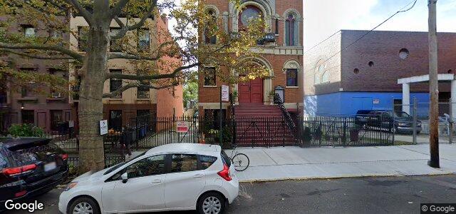 Larawan ng 742 Jefferson Avenue sa Winnipeg, Manitoba