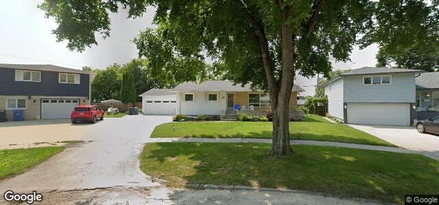 Larawan ng 75 Forest Park Drive sa Winnipeg, Manitoba