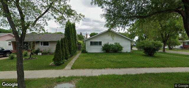 Larawan ng 753 Airlies Street sa Winnipeg, Manitoba