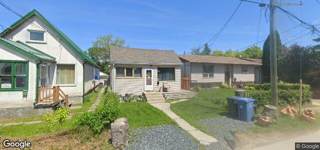 Larawan ng 761 Carruthers Avenue sa Winnipeg, Manitoba