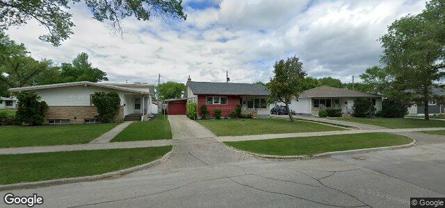 Larawan ng 772 Airlies Street sa Winnipeg, Manitoba