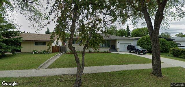 Larawan ng 823 Airlies Street sa Winnipeg, Manitoba