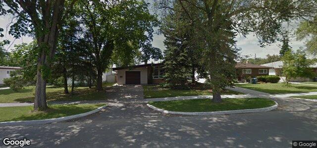 Larawan ng 864 Airlies Street sa Winnipeg, Manitoba