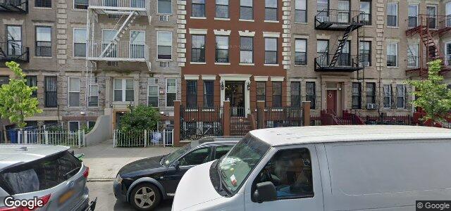 Larawan ng 872 Jefferson Avenue sa Winnipeg, Manitoba