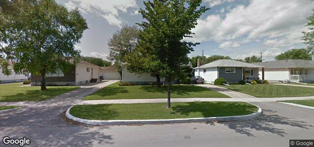 Larawan ng 884 Airlies Street sa Winnipeg, Manitoba