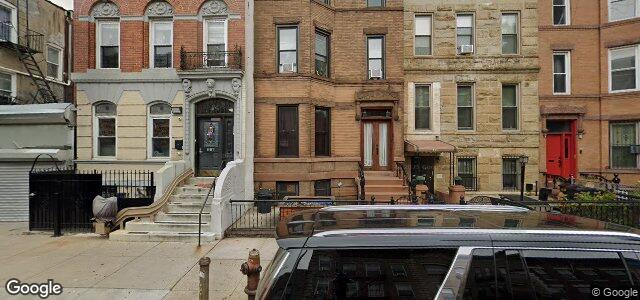 Larawan ng 889 Jefferson Avenue sa Winnipeg, Manitoba