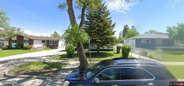 Larawan ng 899 Sinclair Street sa Winnipeg, Manitoba