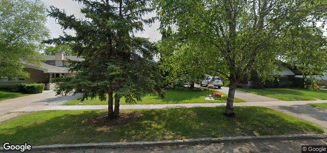 Larawan ng 9 Grandcrest Street sa Winnipeg, Manitoba
