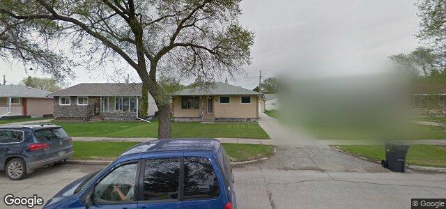 Larawan ng 930 Airlies Street sa Winnipeg, Manitoba
