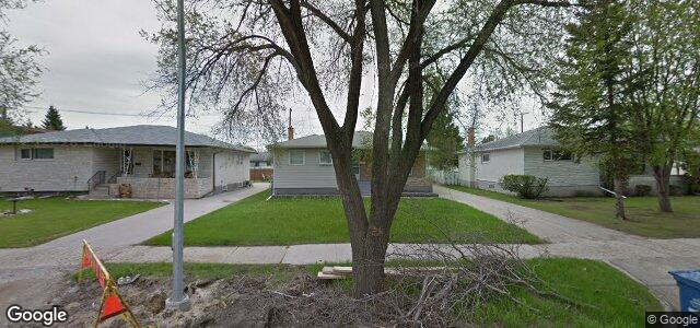 Larawan ng 935 Airlies Street sa Winnipeg, Manitoba