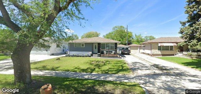 Larawan ng 942 Sinclair Street sa Winnipeg, Manitoba