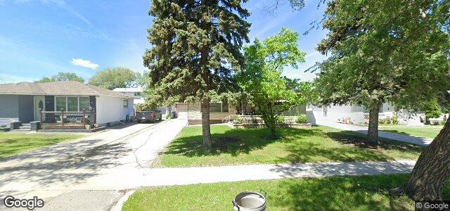 Larawan ng 946 Sinclair Street sa Winnipeg, Manitoba