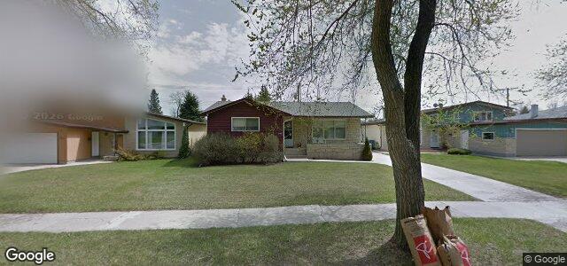 Larawan ng 947 Airlies Street sa Winnipeg, Manitoba