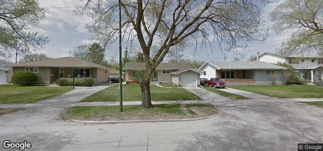 Larawan ng 950 Airlies Street sa Winnipeg, Manitoba