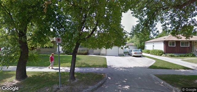 Larawan ng 982 Sinclair Street sa Winnipeg, Manitoba