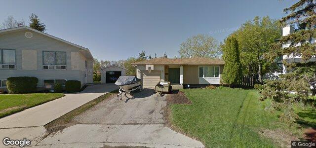 Larawan ng 18 Suzanne Bay sa Winnipeg, Manitoba