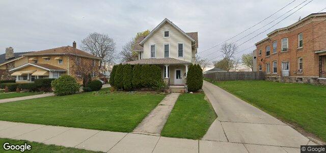 Photo of 384 St Charles Street in Winnipeg, Manitoba