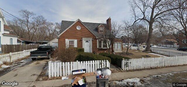 Larawan ng 385 St Charles Street sa Winnipeg, Manitoba