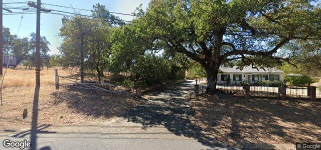 Larawan ng 487 St Charles Street sa Winnipeg, Manitoba