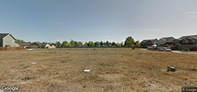 Larawan ng 495 St Charles Street sa Winnipeg, Manitoba