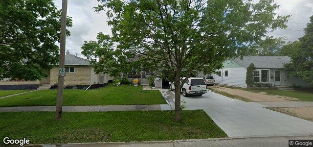 Larawan ng 496 Buchanan Boulevard sa Winnipeg, Manitoba