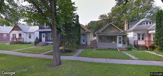 Larawan ng 100 Harbison Avenue W sa Winnipeg, Manitoba