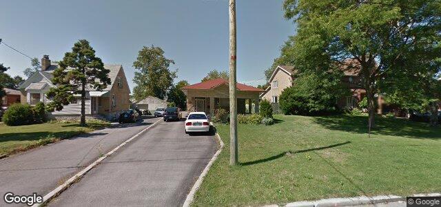 Larawan ng 100 Hart Avenue sa Winnipeg, Manitoba