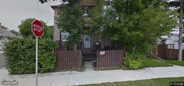 Larawan ng 105 Talbot Avenue sa Winnipeg, Manitoba