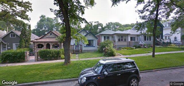 Larawan ng 107 Harbison Avenue W sa Winnipeg, Manitoba