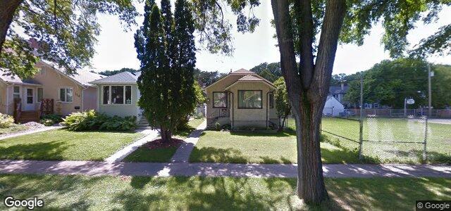 Larawan ng 110 Carmen Avenue sa Winnipeg, Manitoba