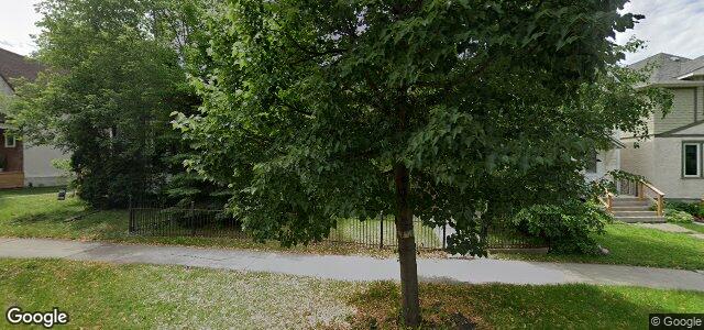 Larawan ng 110 Martin Avenue W sa Winnipeg, Manitoba