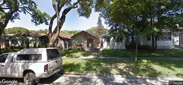 Larawan ng 111 Carmen Avenue sa Winnipeg, Manitoba