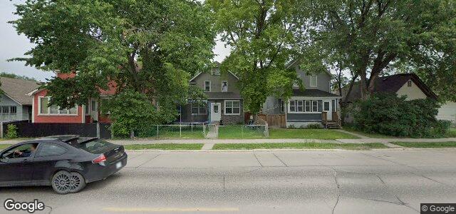 Larawan ng 111 Hespeler Avenue sa Winnipeg, Manitoba