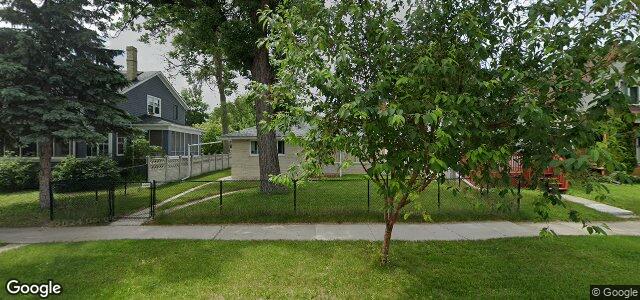 Larawan ng 120 Martin Avenue W sa Winnipeg, Manitoba