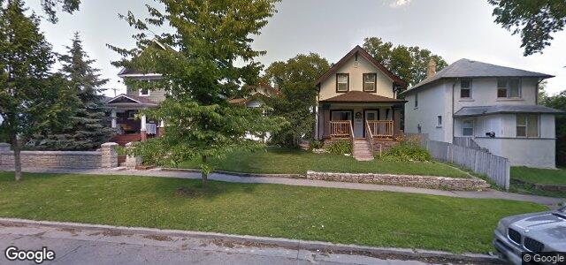 Larawan ng 121 Carmen Avenue sa Winnipeg, Manitoba
