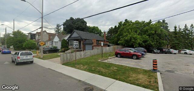 Larawan ng 152 Glenwood Crescent sa Winnipeg, Manitoba