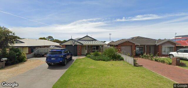 Photo of 16 Noble Avenue in Winnipeg, Manitoba