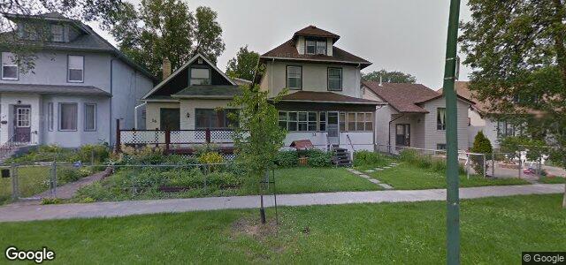 Larawan ng 24 Cobourg Avenue sa Winnipeg, Manitoba