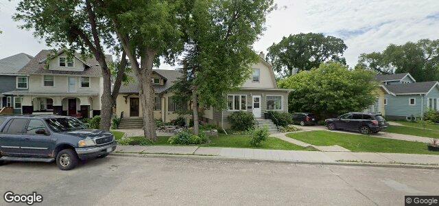 Photo of 243 Glenwood Crescent in Winnipeg, Manitoba