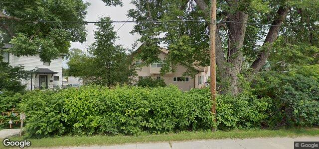 Larawan ng 320 Glenwood Crescent sa Winnipeg, Manitoba