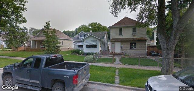 Larawan ng 33 Hart Avenue sa Winnipeg, Manitoba