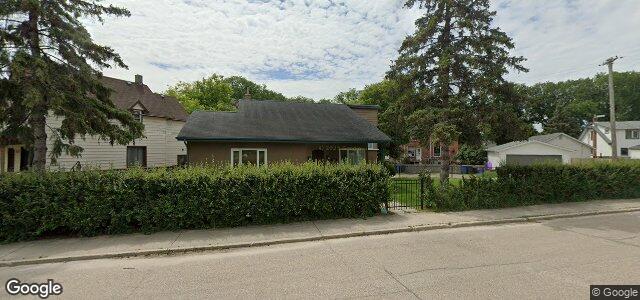 Larawan ng 351 Glenwood Crescent sa Winnipeg, Manitoba